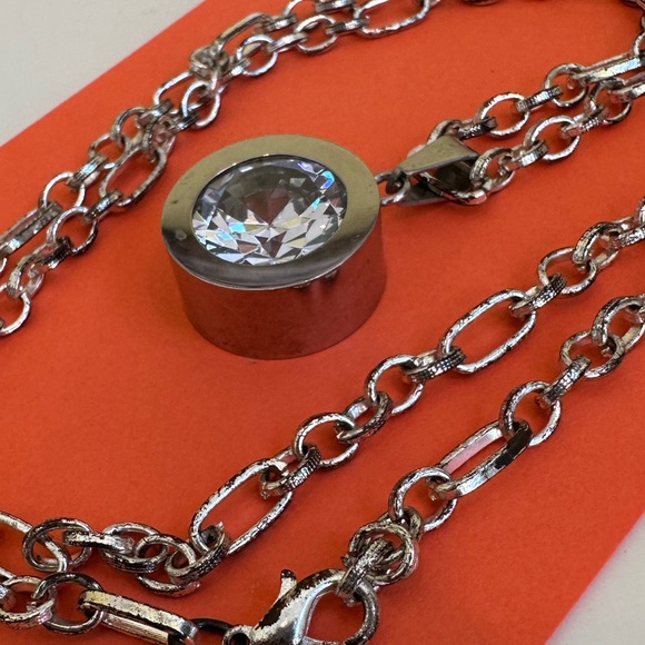 Necklace “oxidized “-look Silver Chunky Chain w/ Silver Metal & Crystal Pendant - Picture 3 of 5